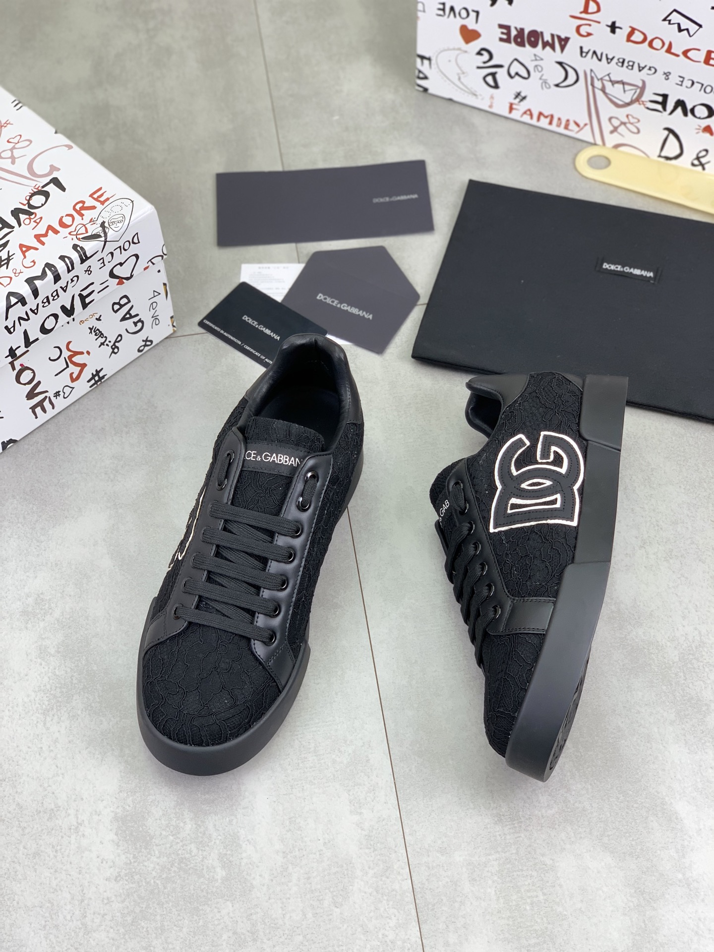 olce & Gabbana shoe